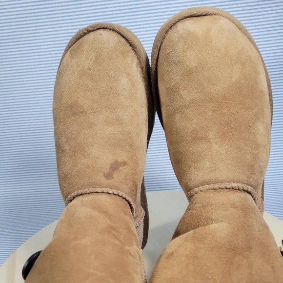 UGG Chestnut Brown Bailey Short Button Boots 5803 Women's Size 5 - Picture 6 of 11